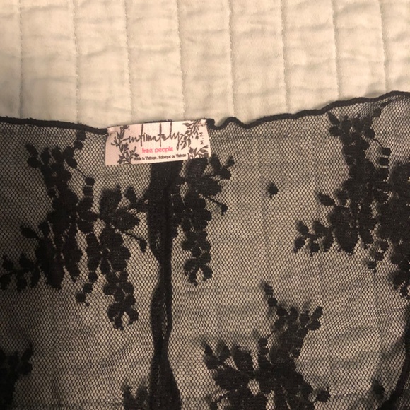 NWT Free People Black Shirt Lace Layered in Luxe Tee T-shirt T M Medium - Picture 3 of 8